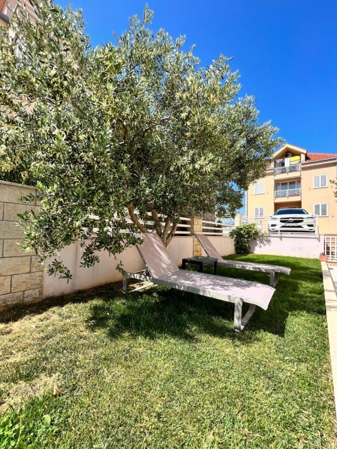 Blue Apartment With Shared Pool Spalato Esterno foto