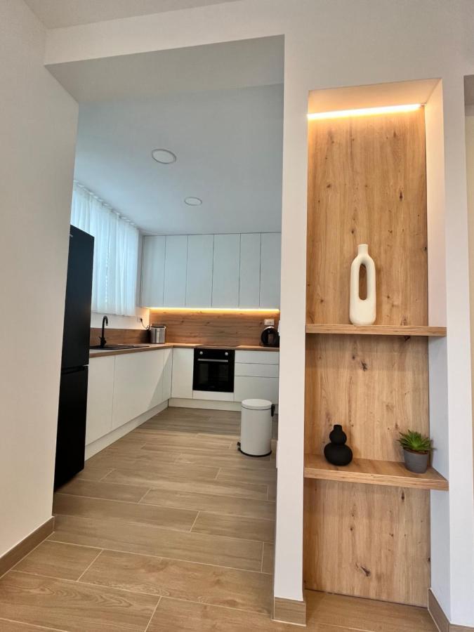 Blue Apartment With Shared Pool Spalato Esterno foto