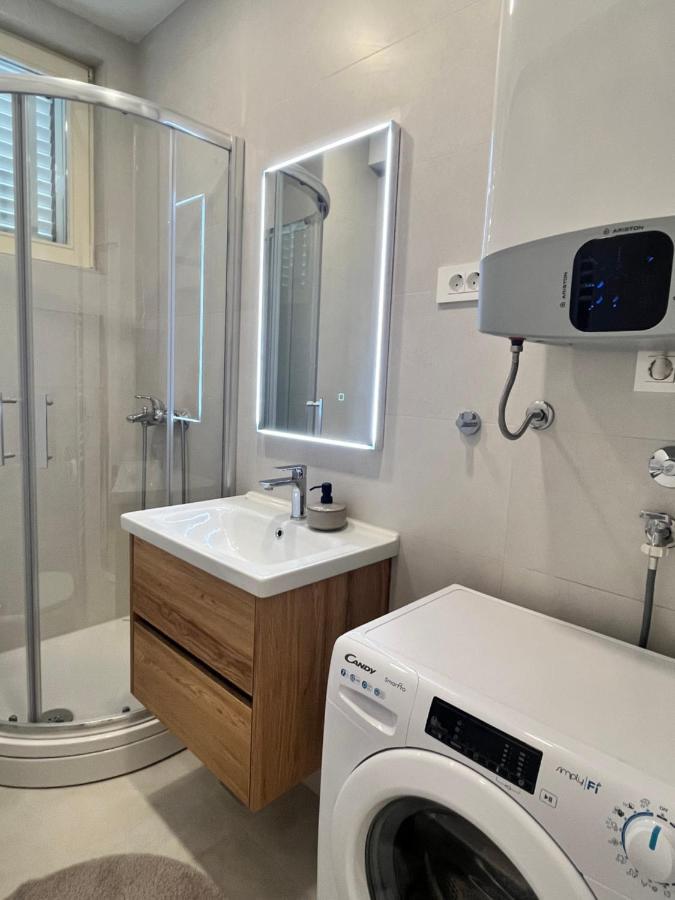 Blue Apartment With Shared Pool Spalato Esterno foto