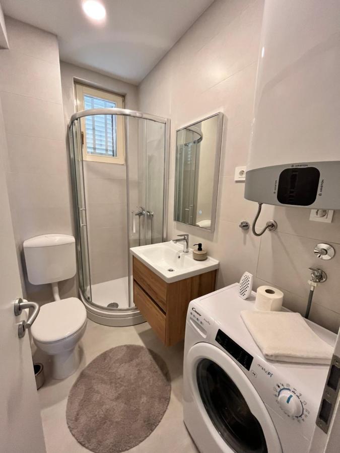 Blue Apartment With Shared Pool Spalato Esterno foto